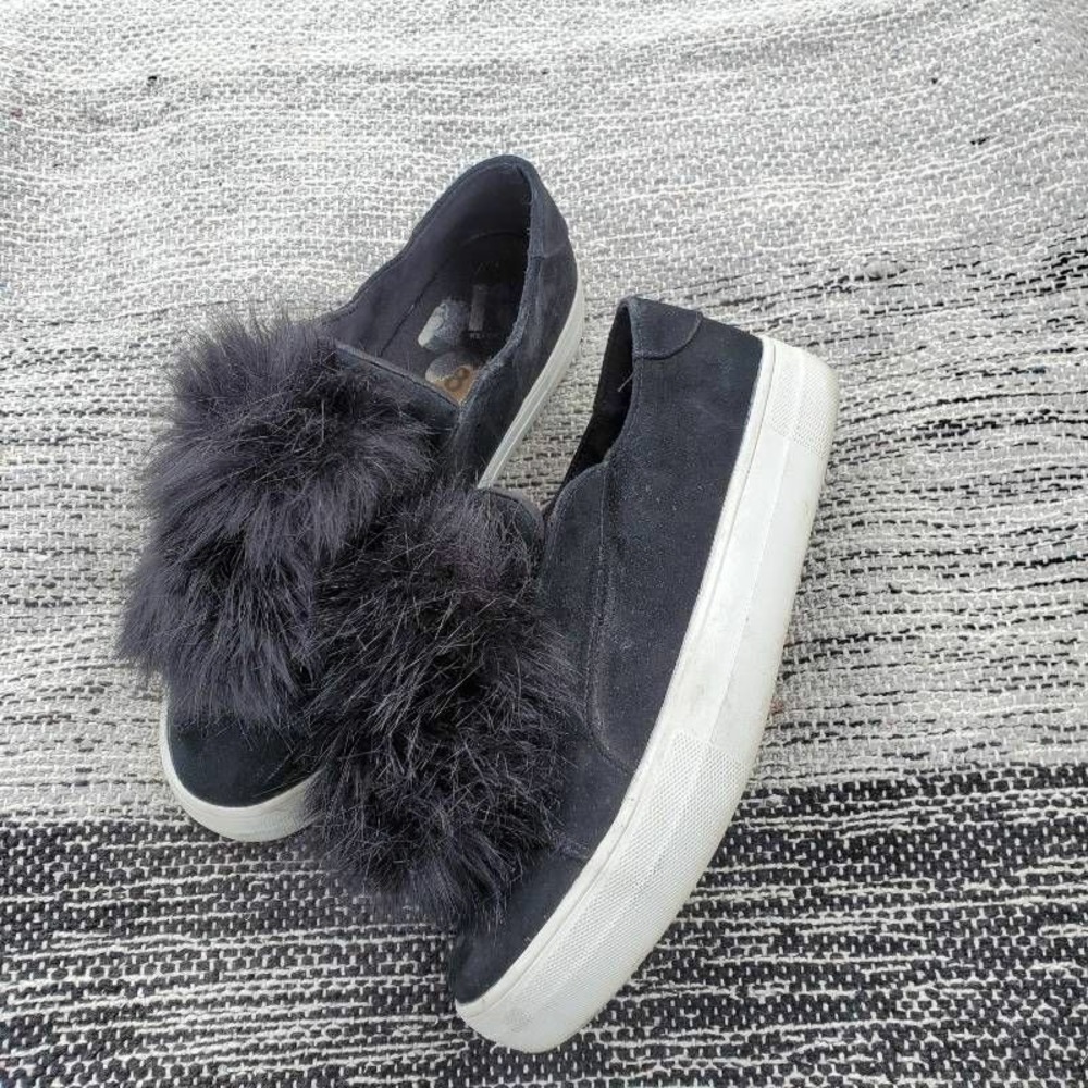 Report Womens Slip On Shoes Hummus Black Faux Fur Pompom Almond Toe Flats US 8